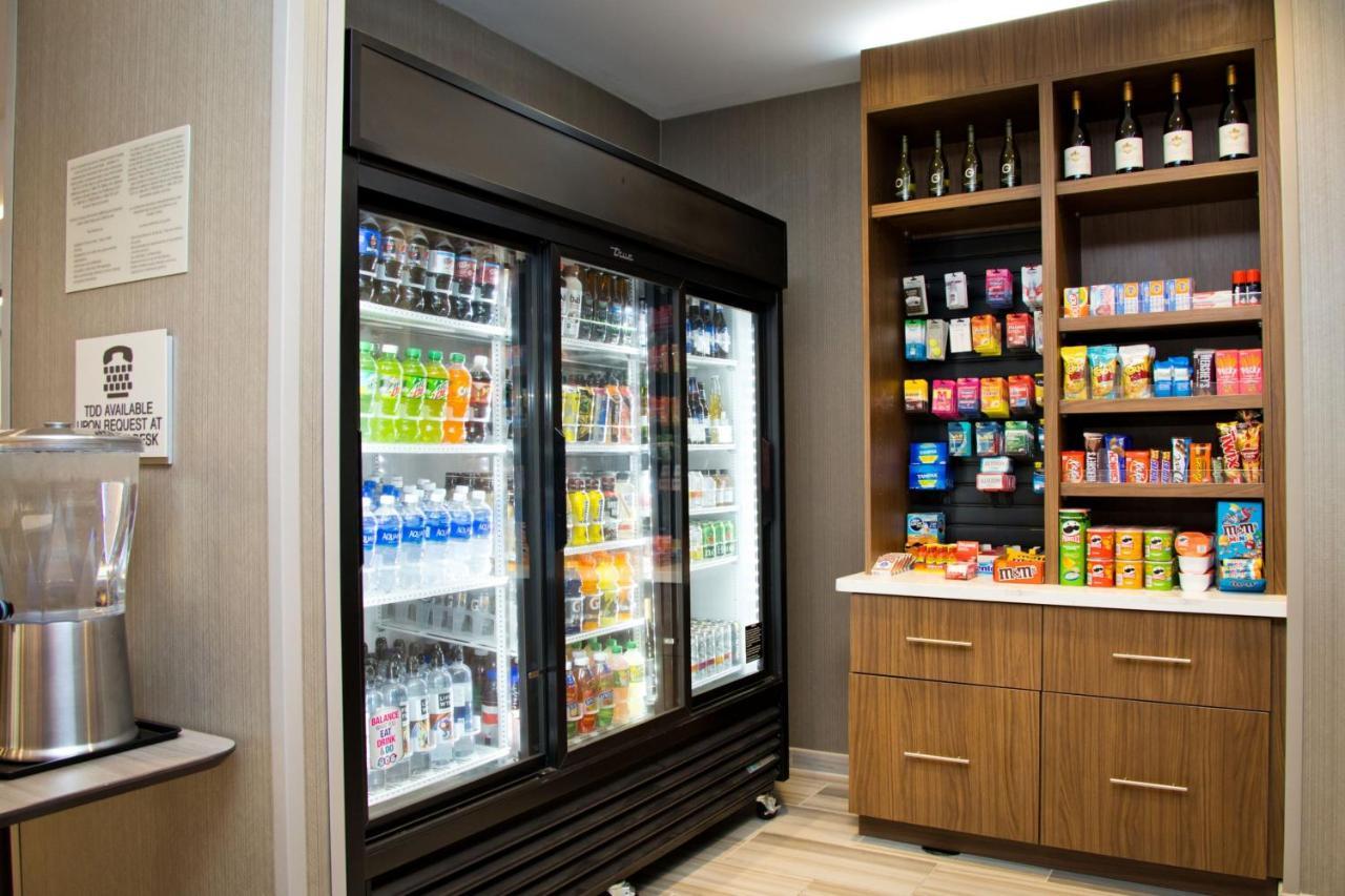 西萨克拉门托万豪春丘套房酒店 外观 照片